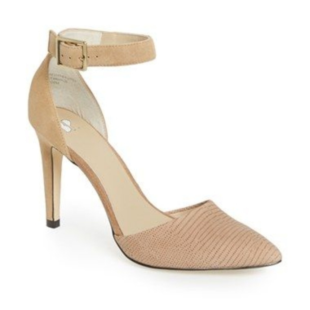 Bp Mallory ankle strap pump nude suede
